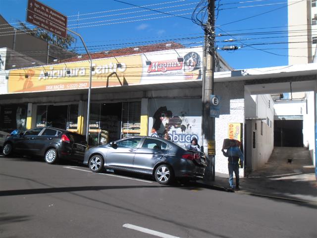 COMERCIAL
